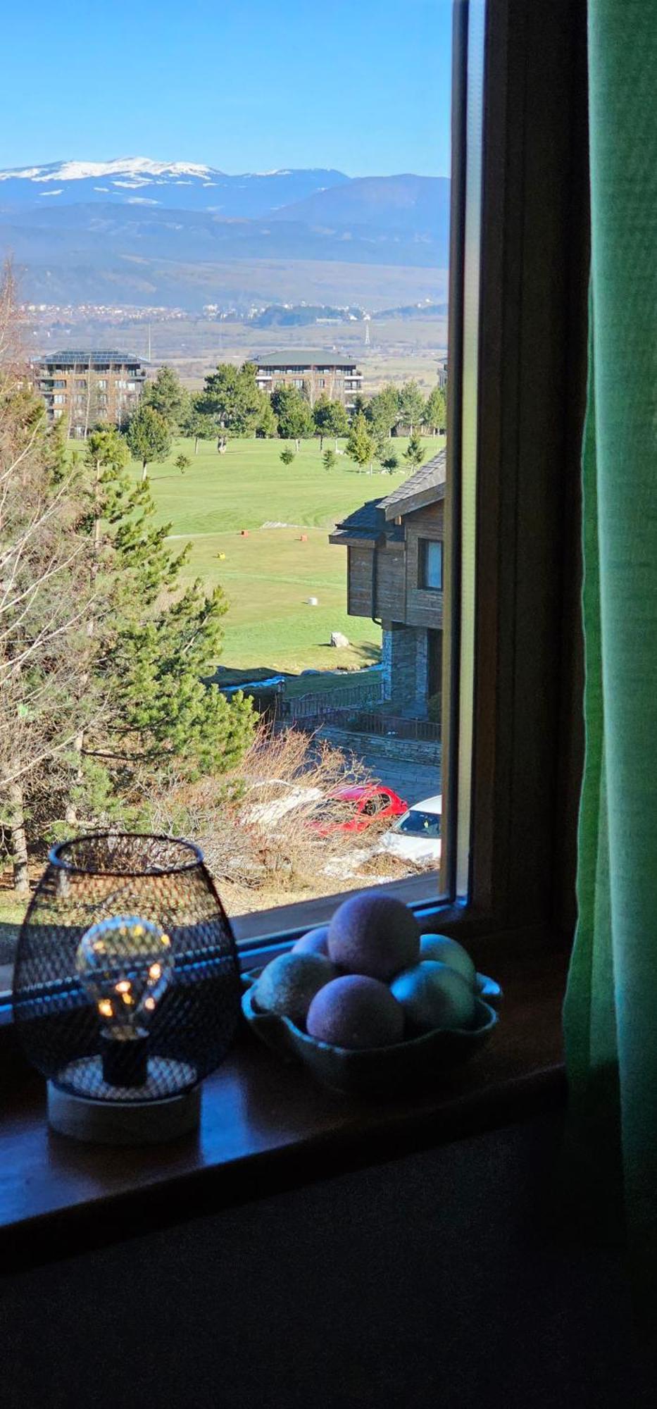 Green Peaks Suite In Pirin Golf & County Club Razlog Room photo