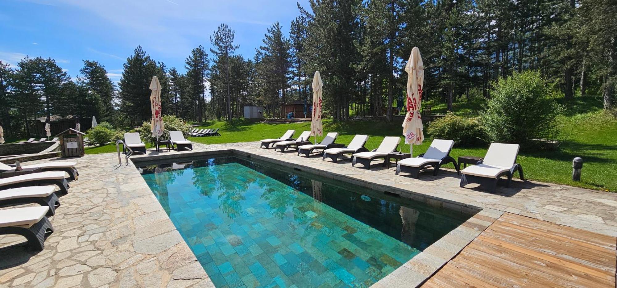 Green Peaks Suite In Pirin Golf & County Club Razlog Exterior photo